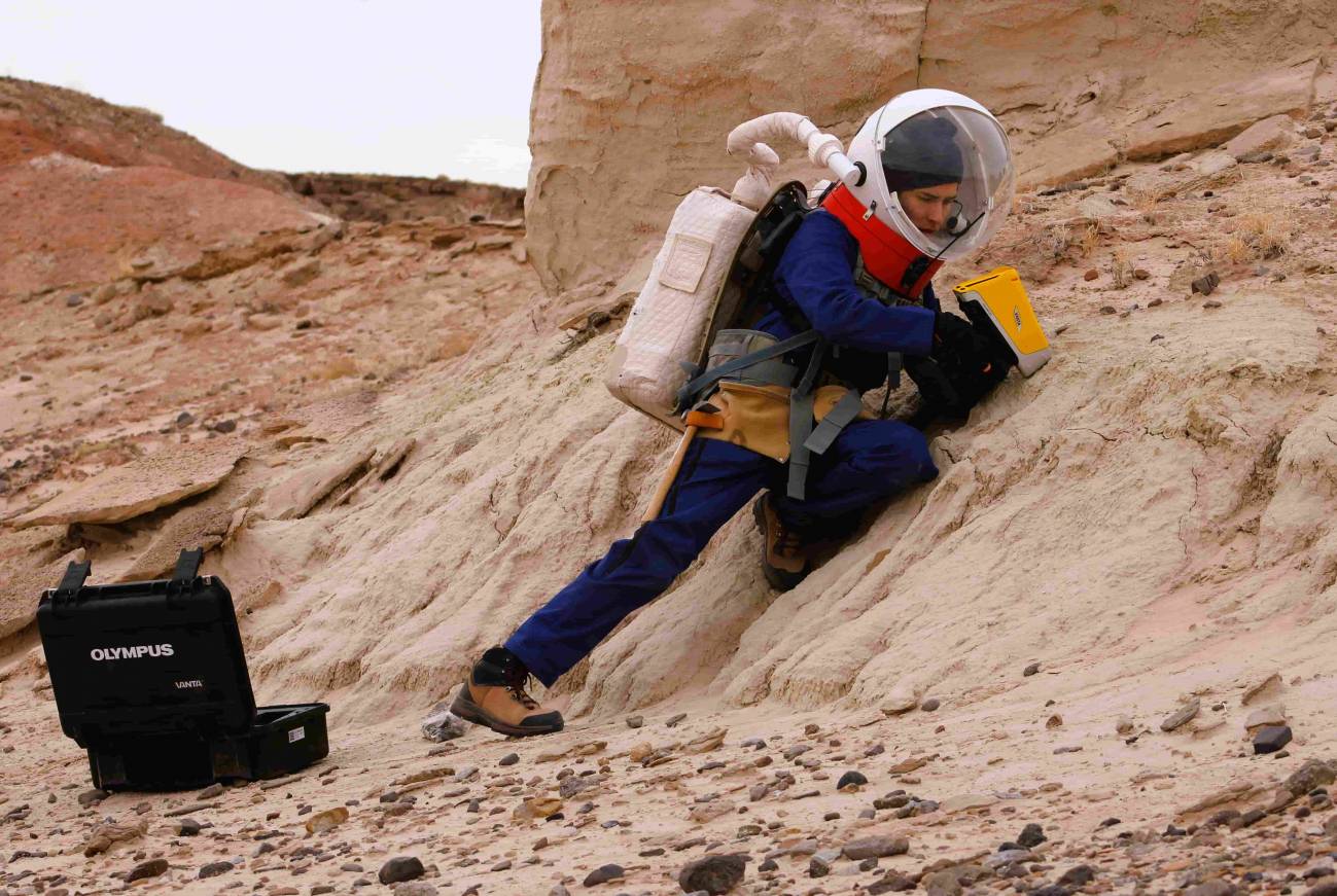 Análisis de minerales en la misión Hypatia II